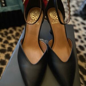 NEW-In-Box Sexy Black Heels